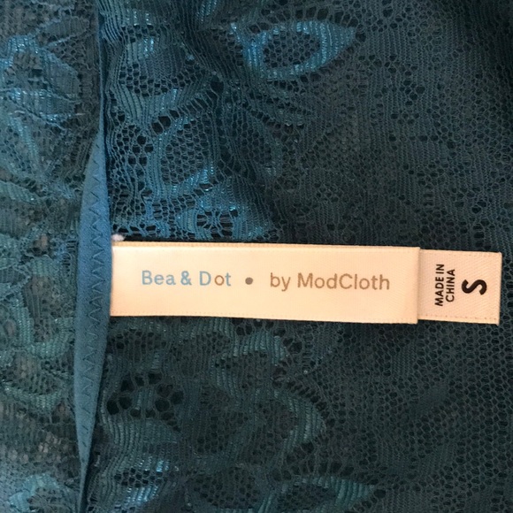 ❎DONATED❎ Bea & Dot (ModCloth) Lace Camisole - Picture 3 of 3